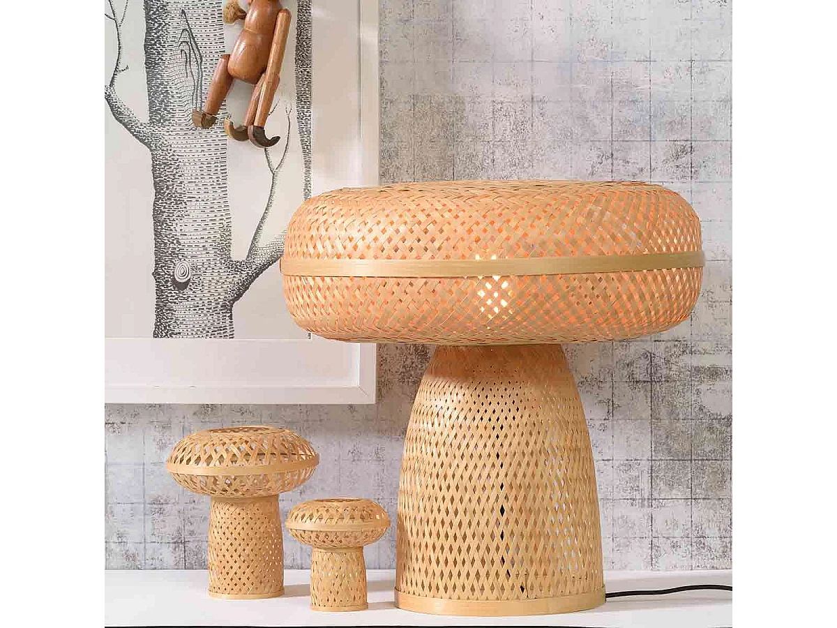 Lampe de table Mushroom en bambou tressé marron
