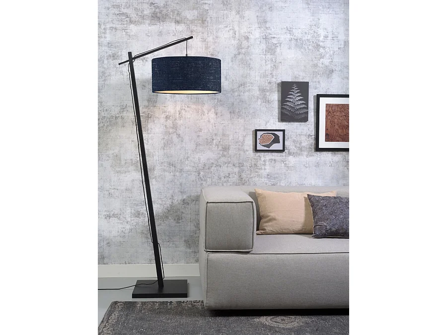 Lampadaire en bambou marron avec abat-jour bleu nuit