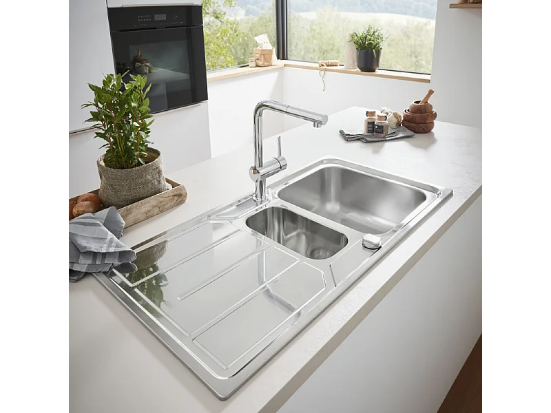 Küchenarmatur Grohe Minta mit Ausziehbarer Brause und L-förmigem Auslauf Chrom