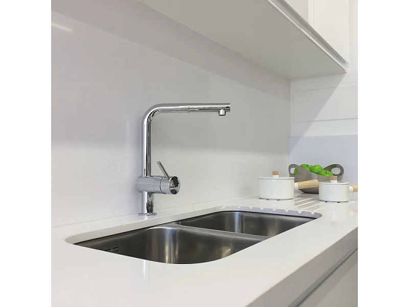 Küchenarmatur Grohe Minta mit Ausziehbarer Brause und L-förmigem Auslauf Chrom