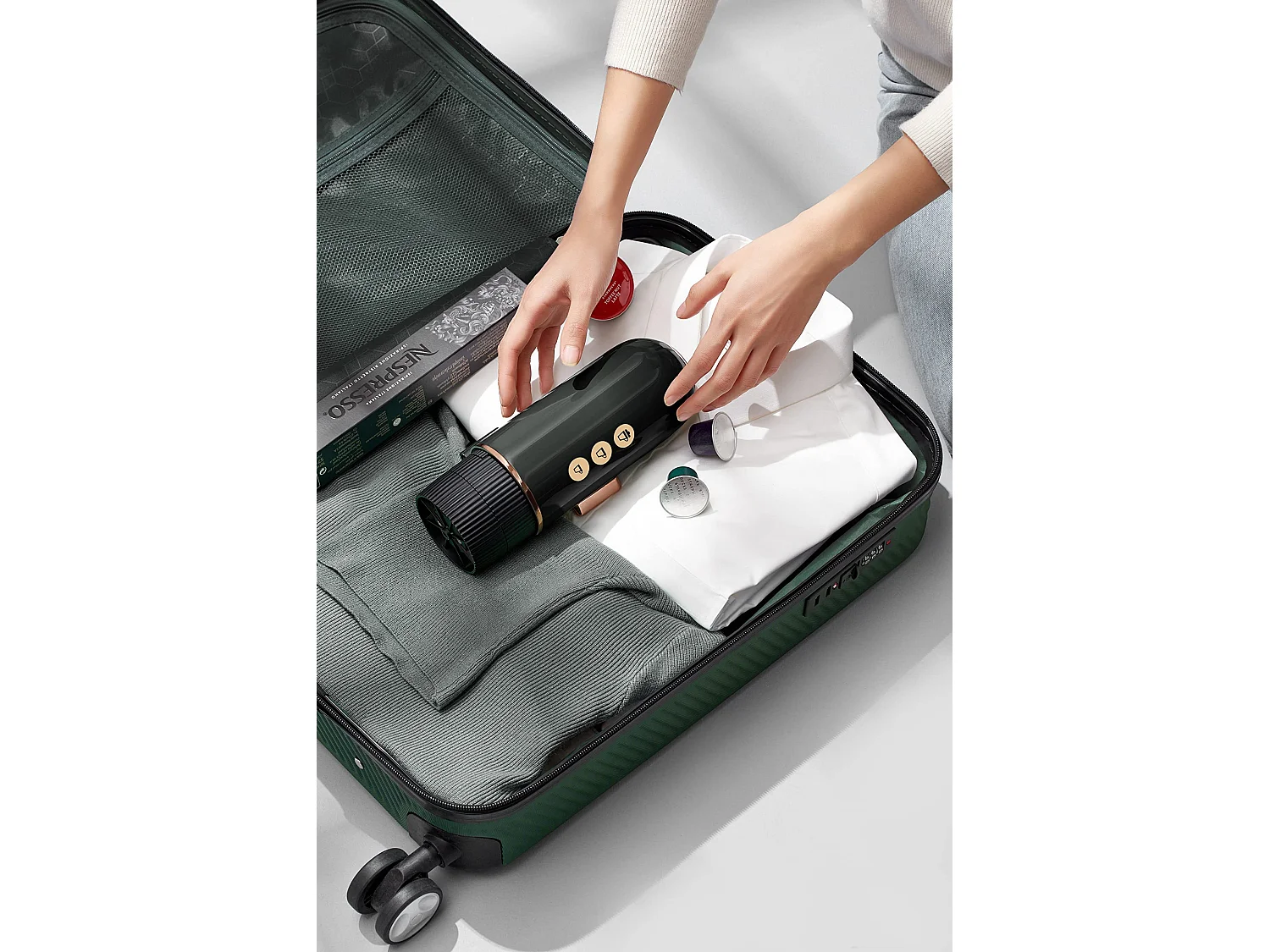 Dreiklang 4 in1 Espressomaschine plus Tee, 3