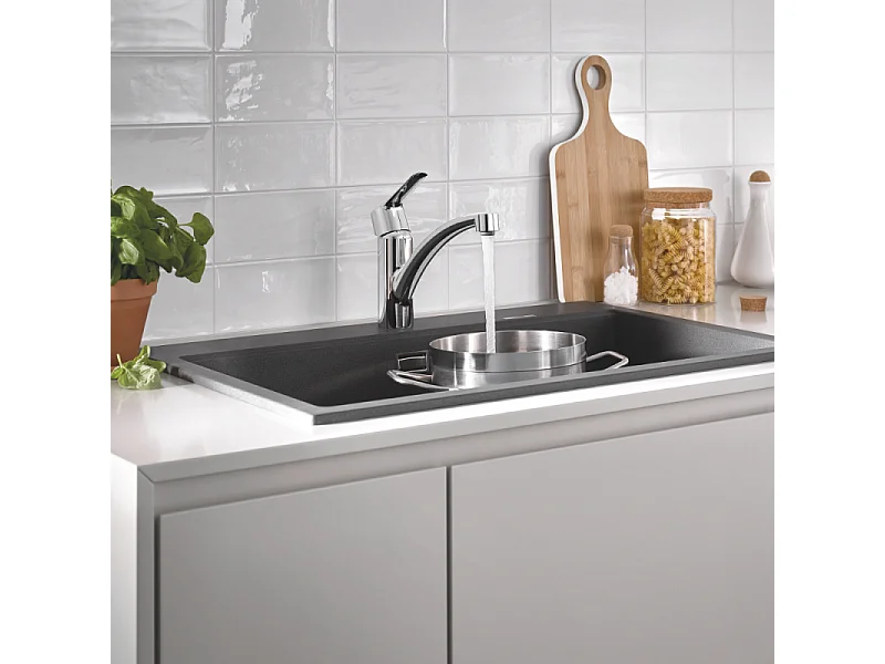 Robinet de cuisine bec bas GROHE Start 2021 chromé + nettoyant GrohClean