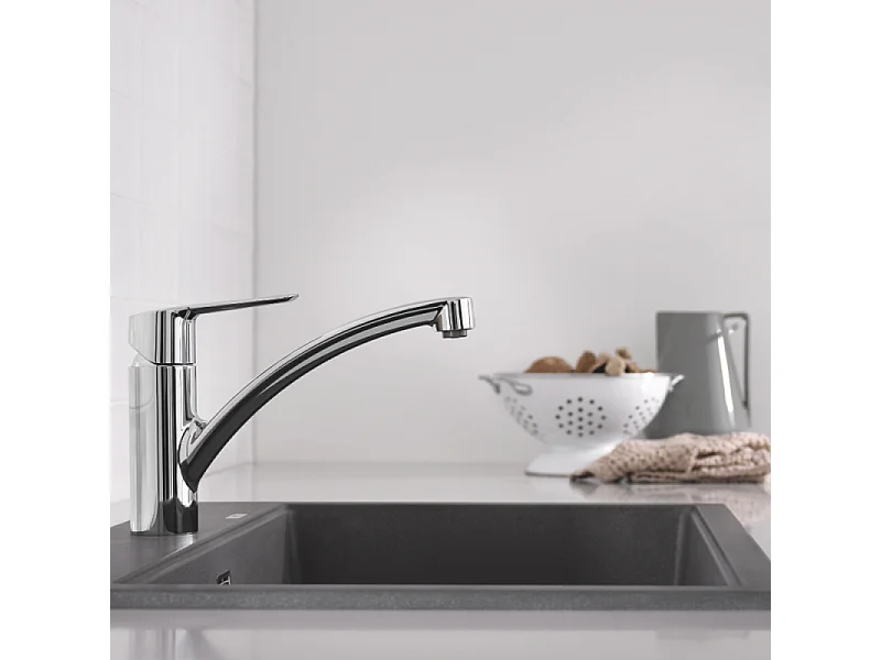 Robinet de cuisine bec bas GROHE Start 2021 chromé + nettoyant GrohClean