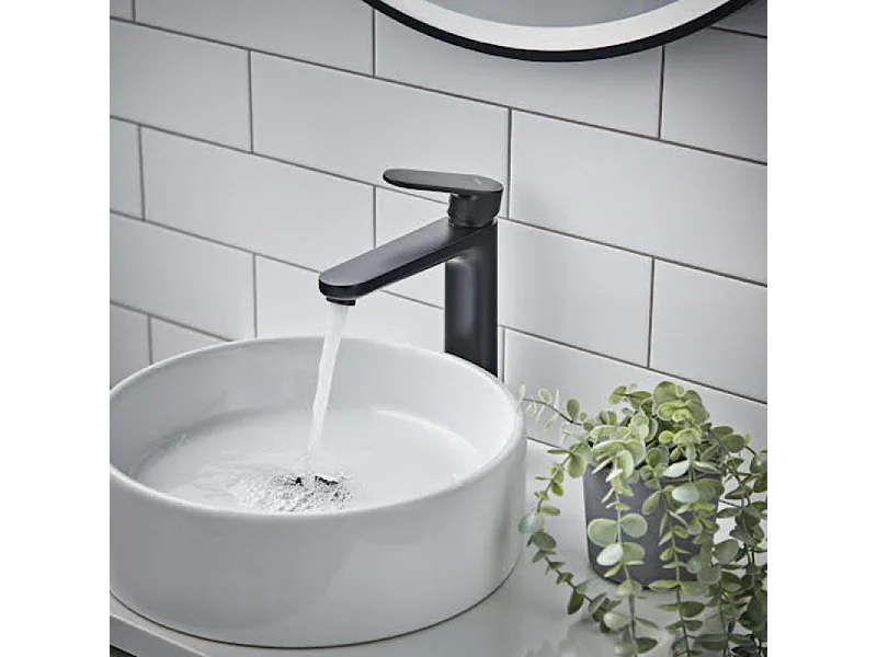 Mitigeur lavabo HANSGROHE 190 sans tirette ni vidage noir mat + nettoyant Briochin