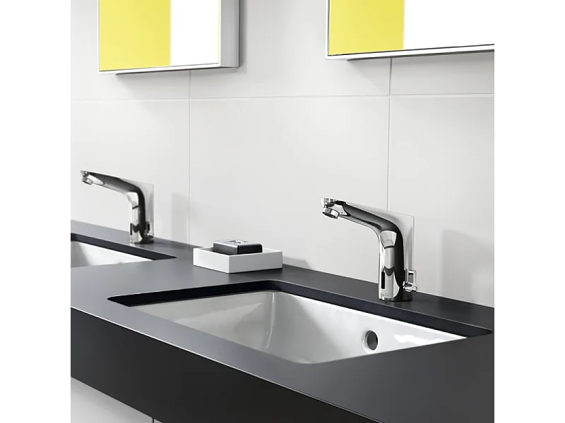 HANSGROHE Mitigeur lavabo électronique Focus sans manette de réglage de température sur secteur chromé