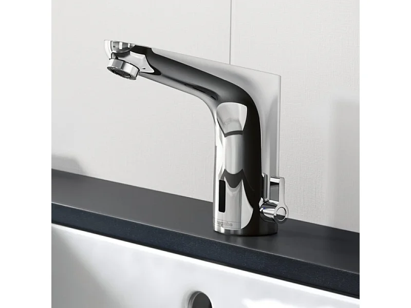 Mitigeur lavabo infrarouge HANSGROHE + nettoyant Briochin