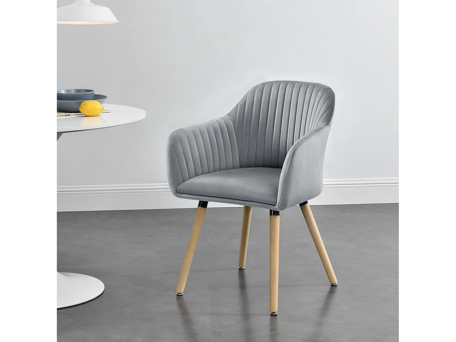 Chaise Dover Imitation Velours avec Accoudoirs  83 x 58 x 57 cm Gris Clair [en.casa]