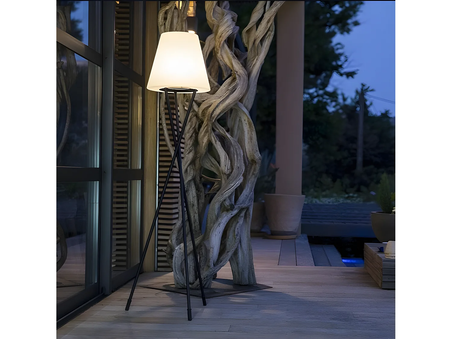 Lampadaire extérieur sans fil TRY Blanc Polypropylène H150CM