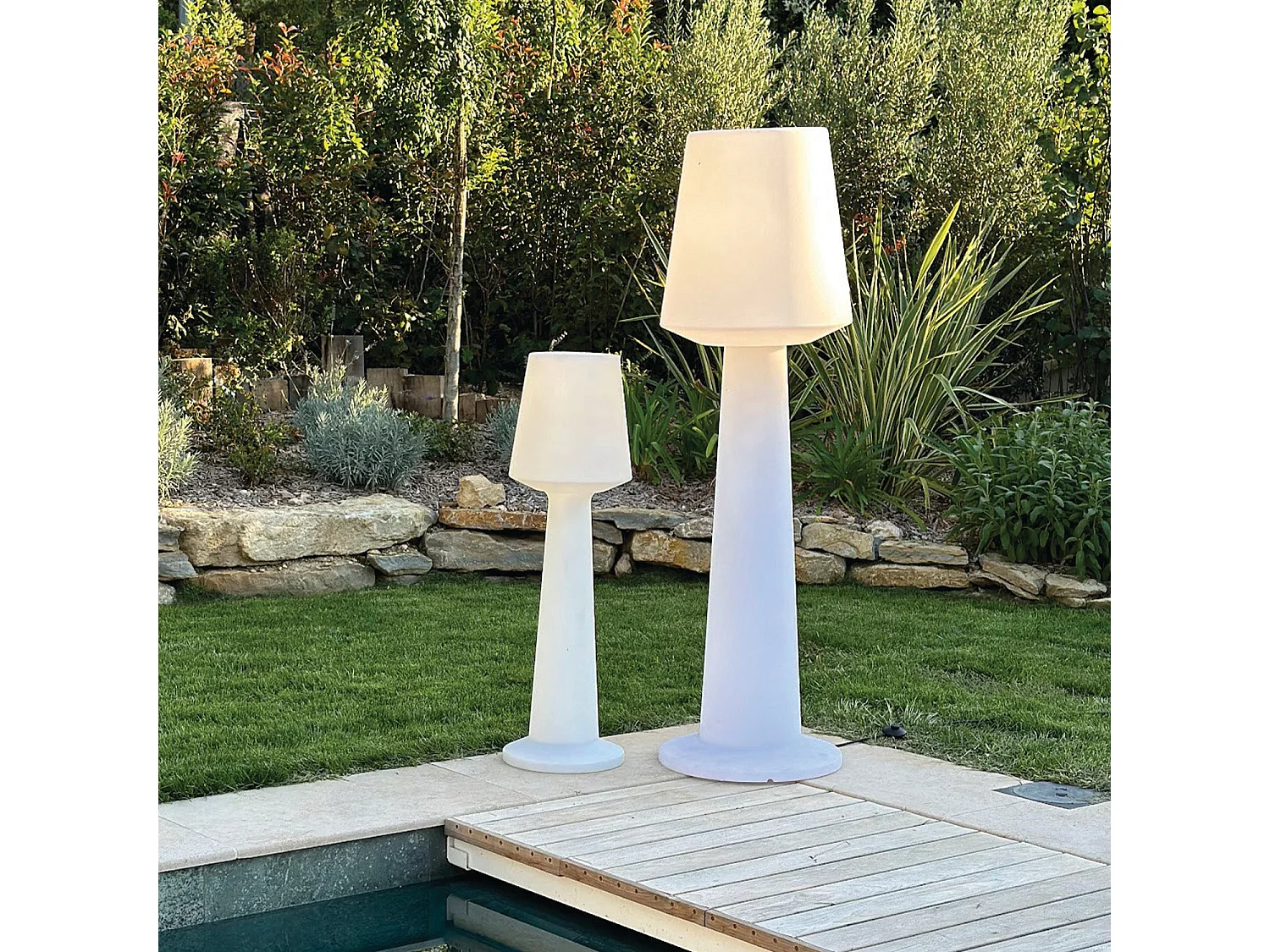 Lampadaire d'extérieur filaire AUSTRAL E27 H170cm