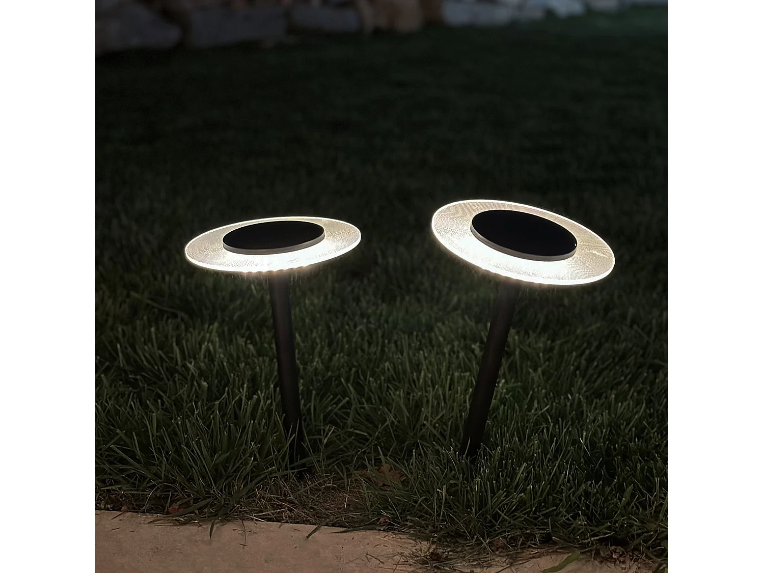2 Balises solaires à piquer UFO H35cm