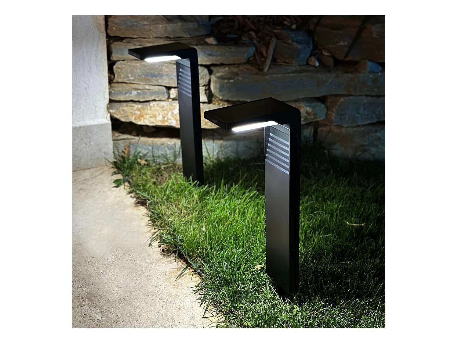 Set van 2 zonnebakens 150LM OSTRY