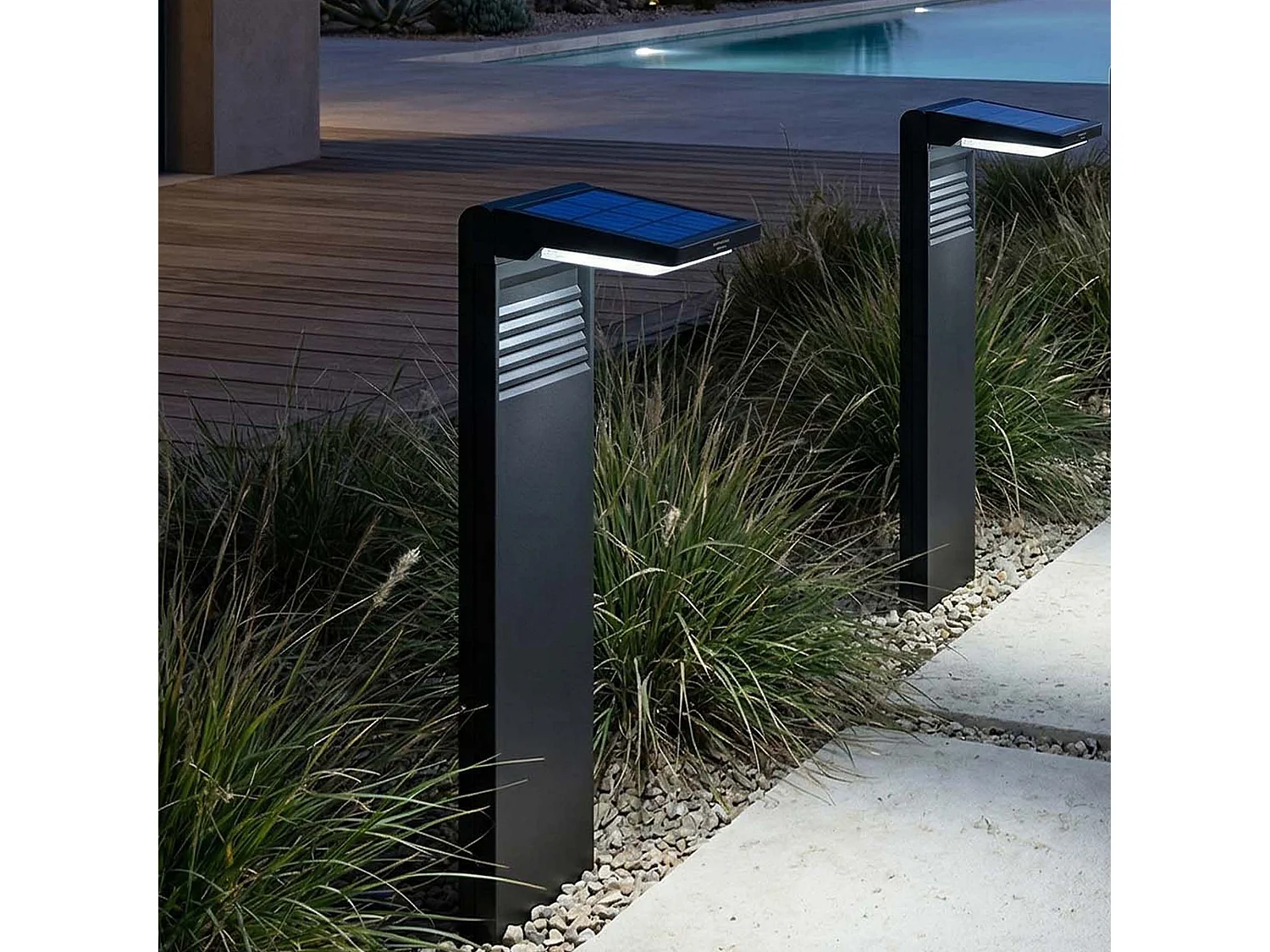 2 Potelets solaires OSTRY H41cm 150LM