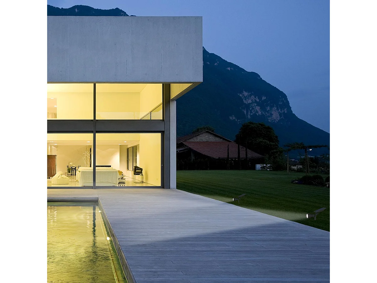 Lot de 2 spots solaires projecteurs SPIKY Noir Plastique 100LM