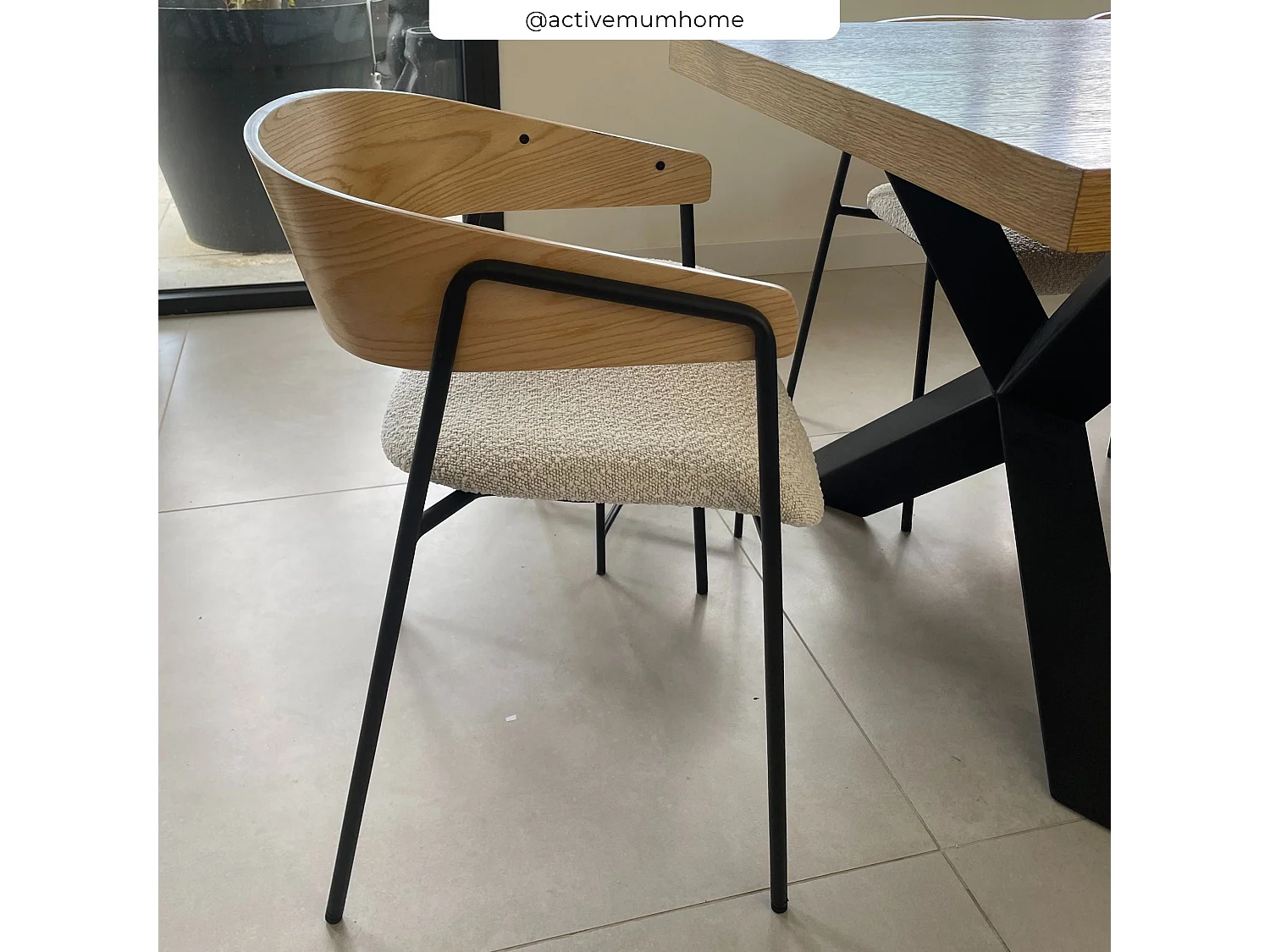 Set de 2 sillas en tejido bouclé blanco y madera de roble - Esmée