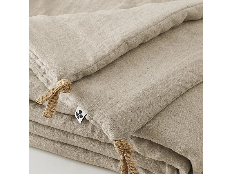 Édredon 150 x 150 cm lin lavé sable avec 4 nouettes en jute - LUISA