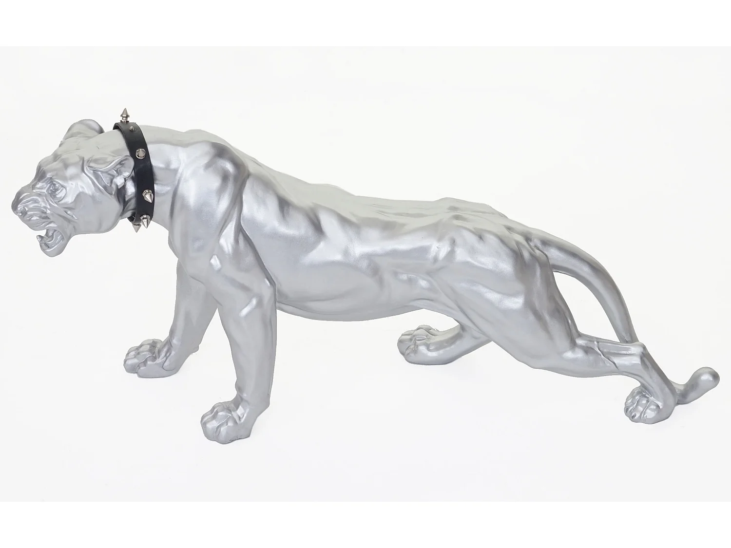Figurine décorative Panthère avec collier,  argent mat avec collier
