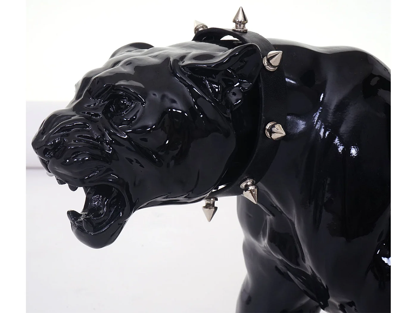 Figurine décorative Panthère avec collier,  noir poli fin avec collier
