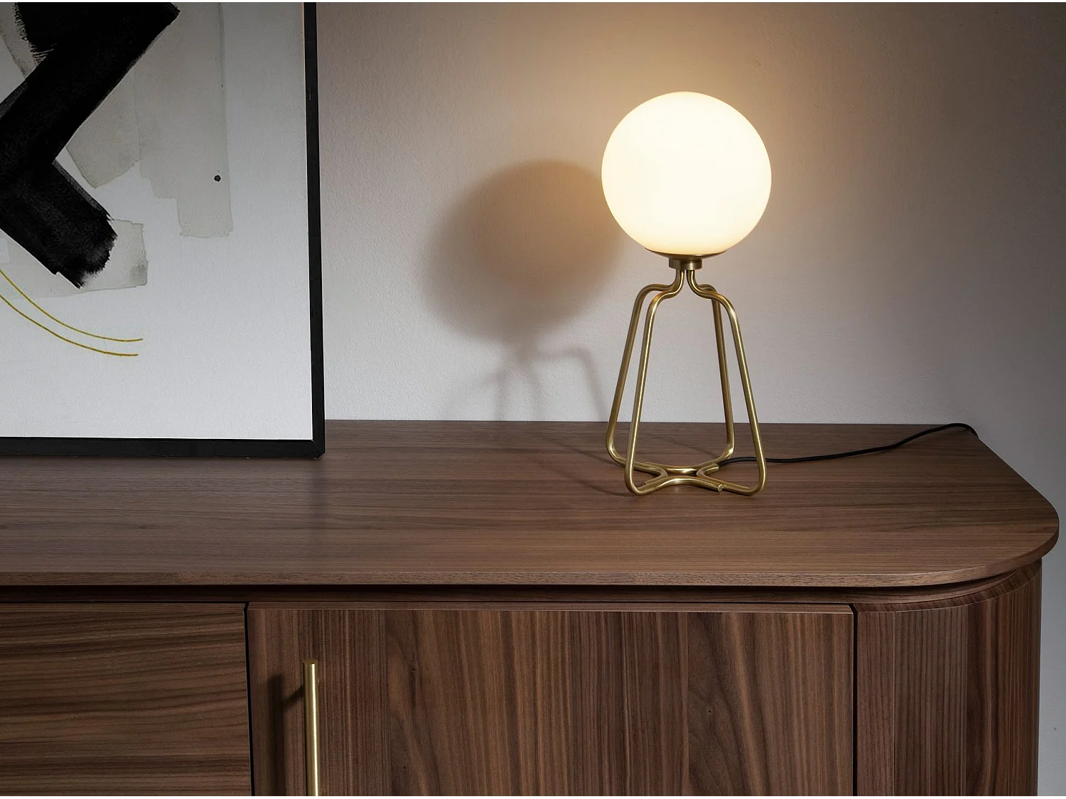 Tischlampe goldener Stahl und weißes Glas 8049 ANGEL CERDA