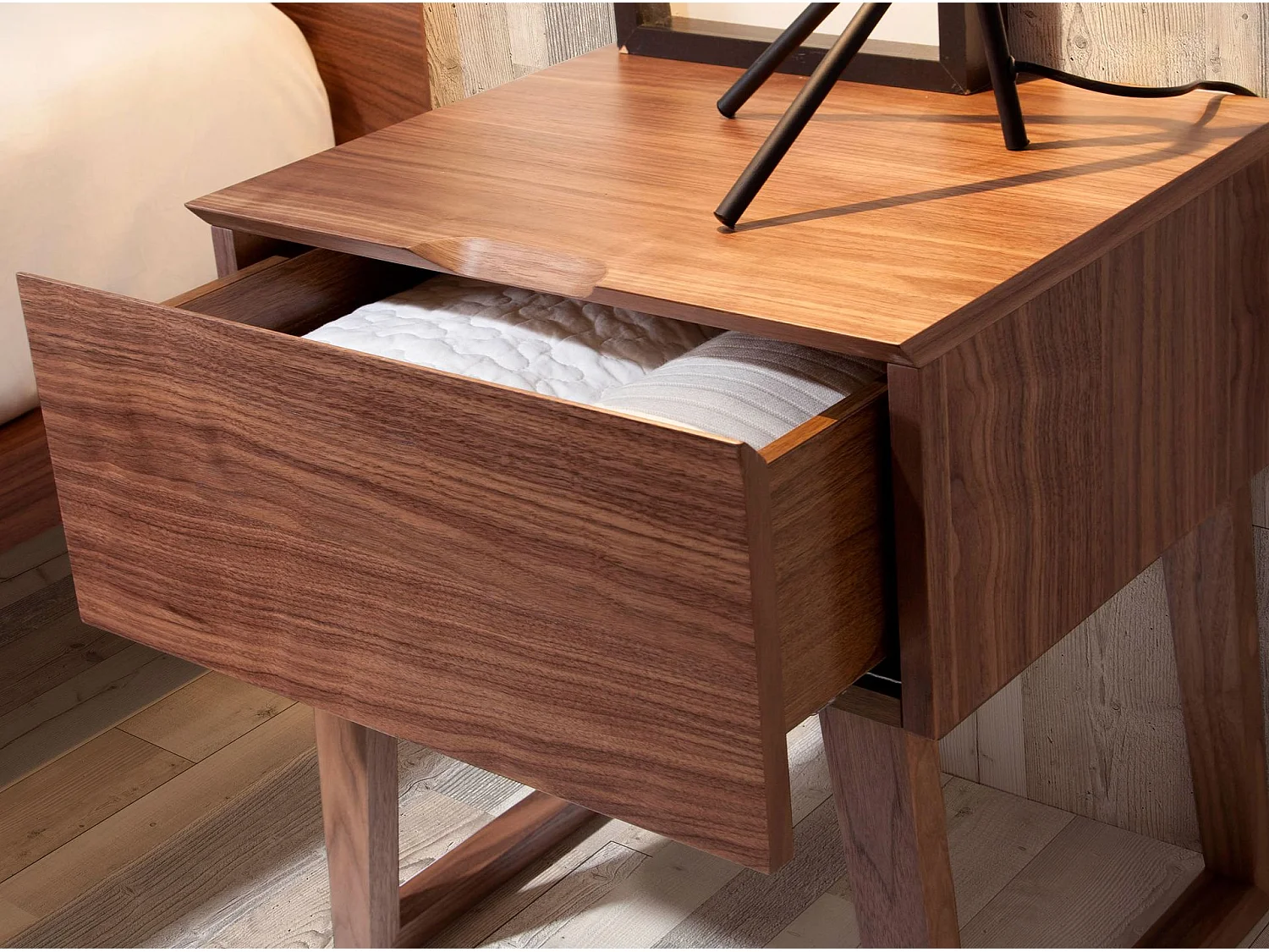 Table de chevet en noyer 7005 ANGEL CERDA