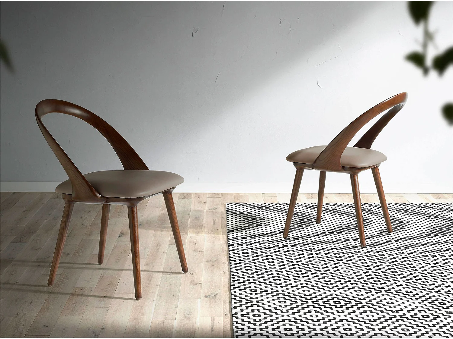 Walnoot en nerts eco-leren stoel 4063 ANGEL CERDA