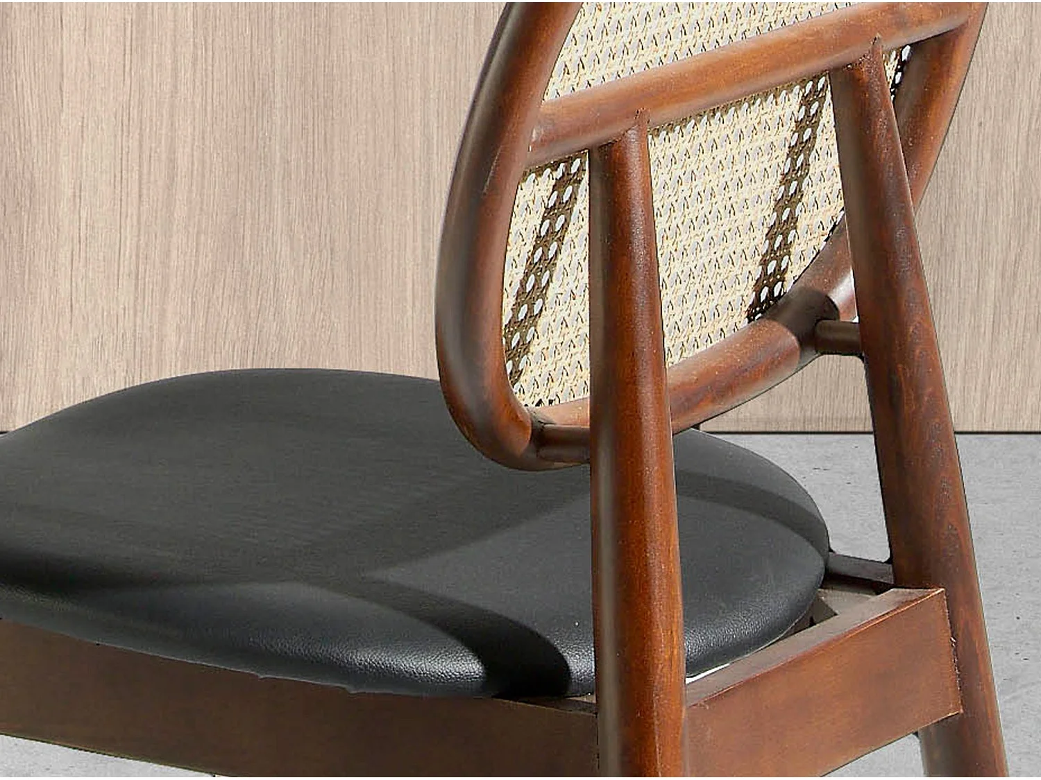 Chaise en rotin et pieds en bois 4093 ANGEL CERDA