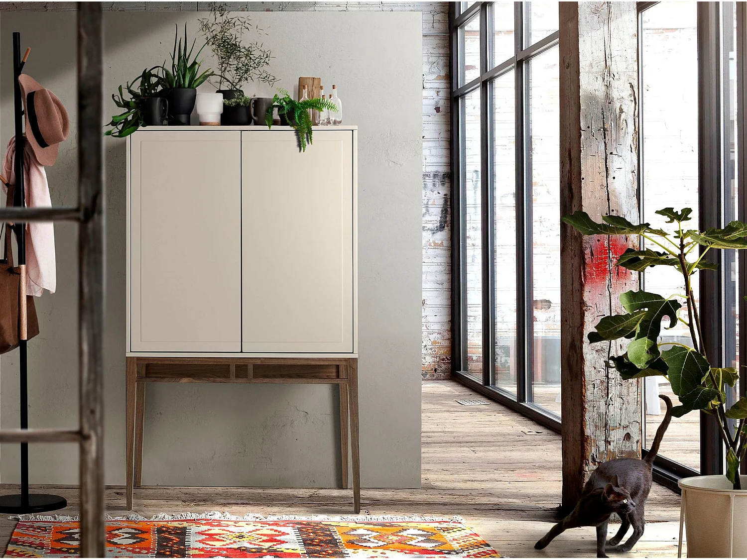 Buffet haut en bois gris et noyer 3073 ANGEL CERDA