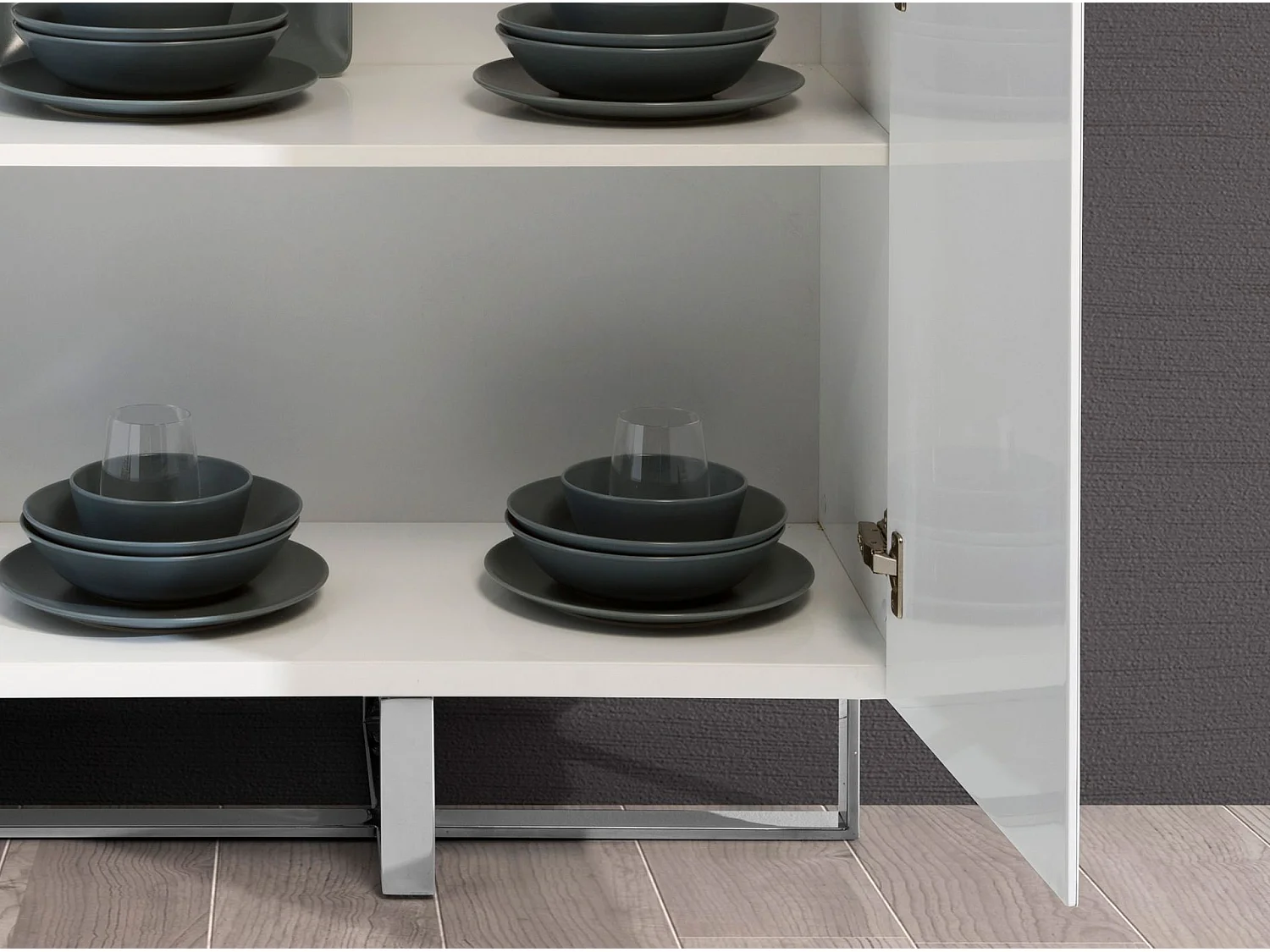 Buffet haut en bois blanc et acier chromé 3053 ANGEL CERDA