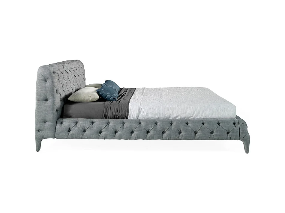 Lit tapissé en tissu gris