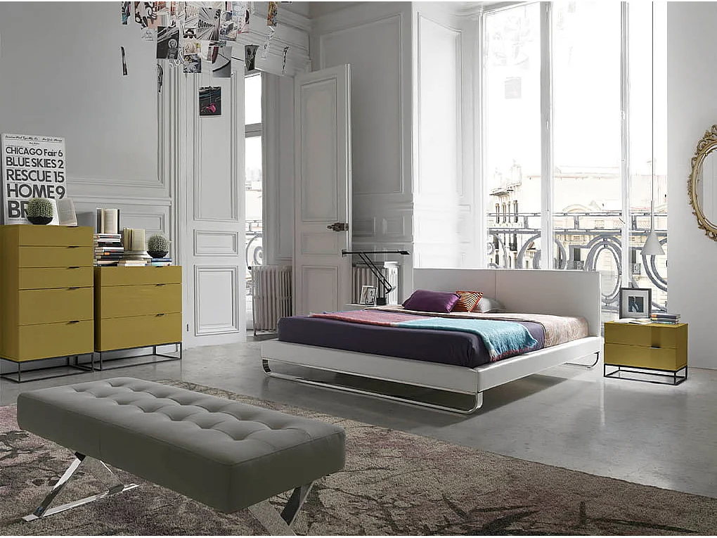 Lit en simili-cuir blanc