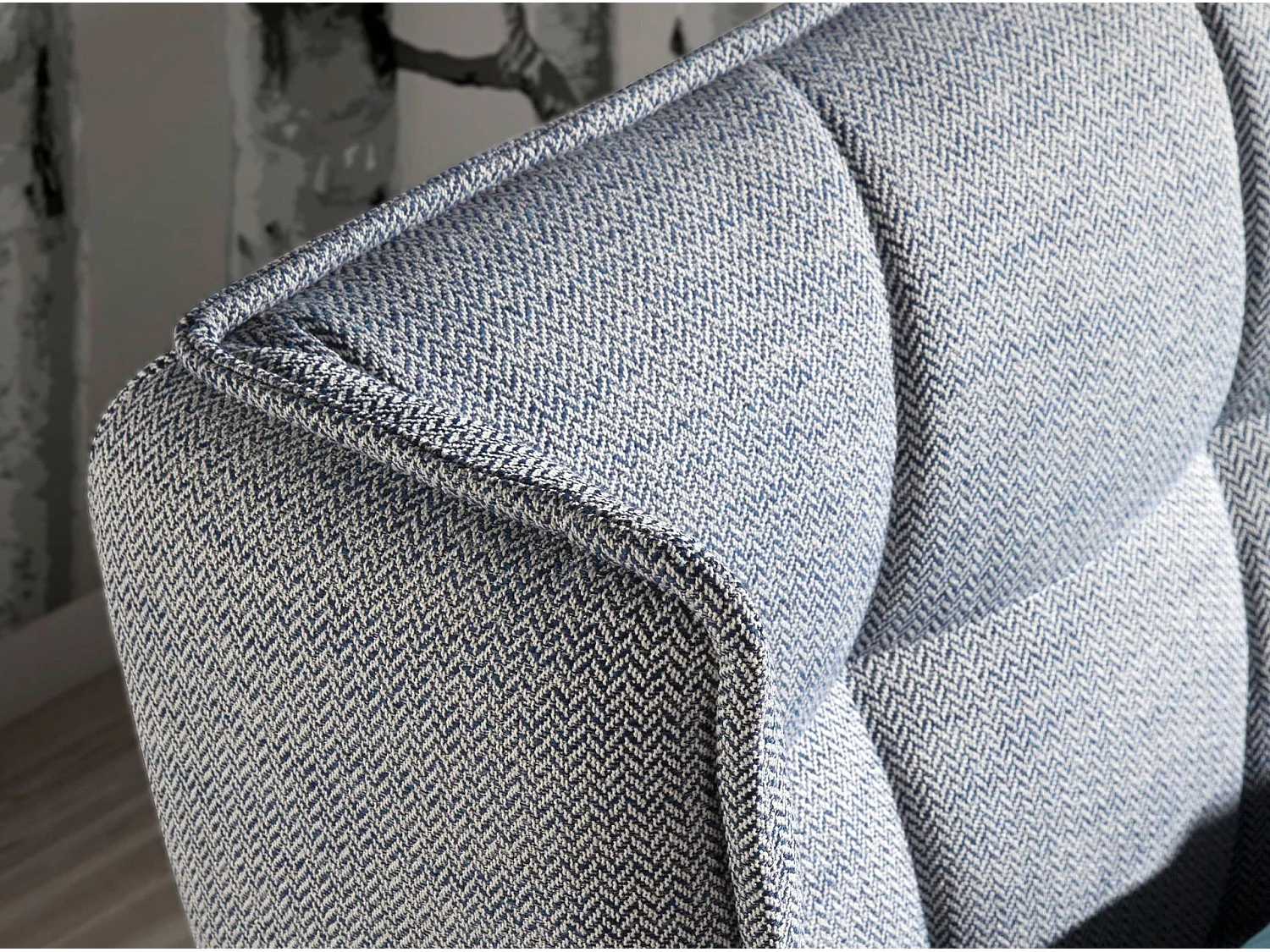 Blauw en wit doorgestikt bed 7030 ANGEL CERDA