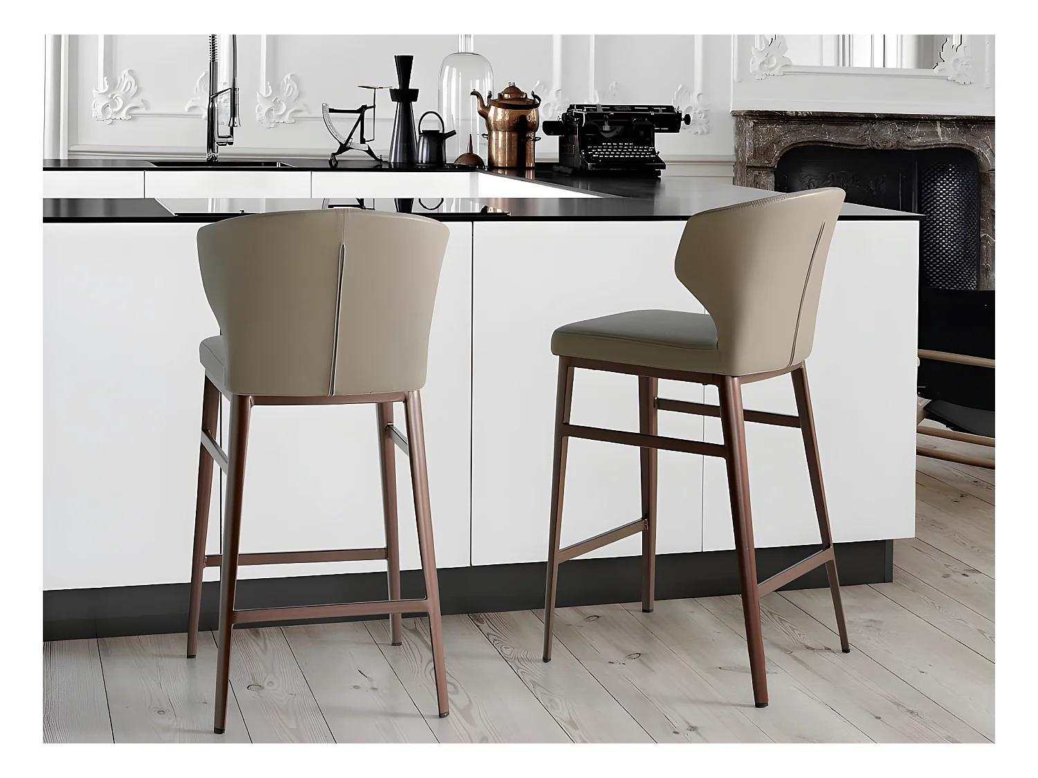 Gepolsterter Kunstlederhocker  4000 ANGEL CERDA