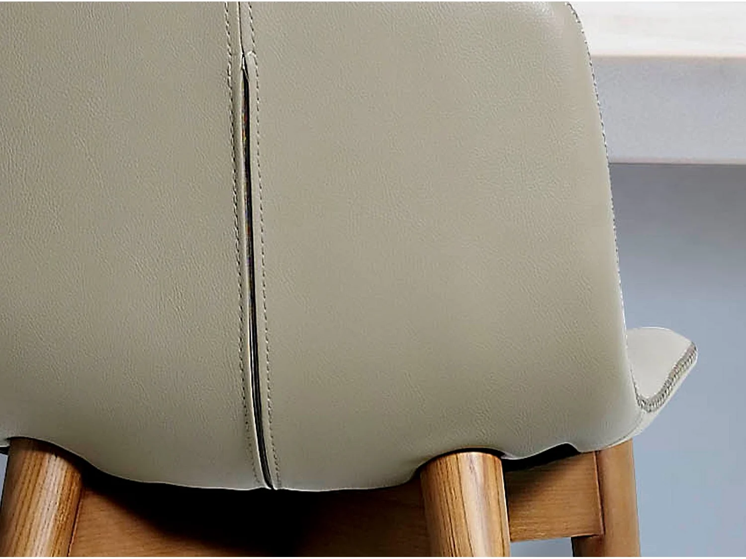 Tabouret en similicuir taupe 4044 ANGEL CERDA