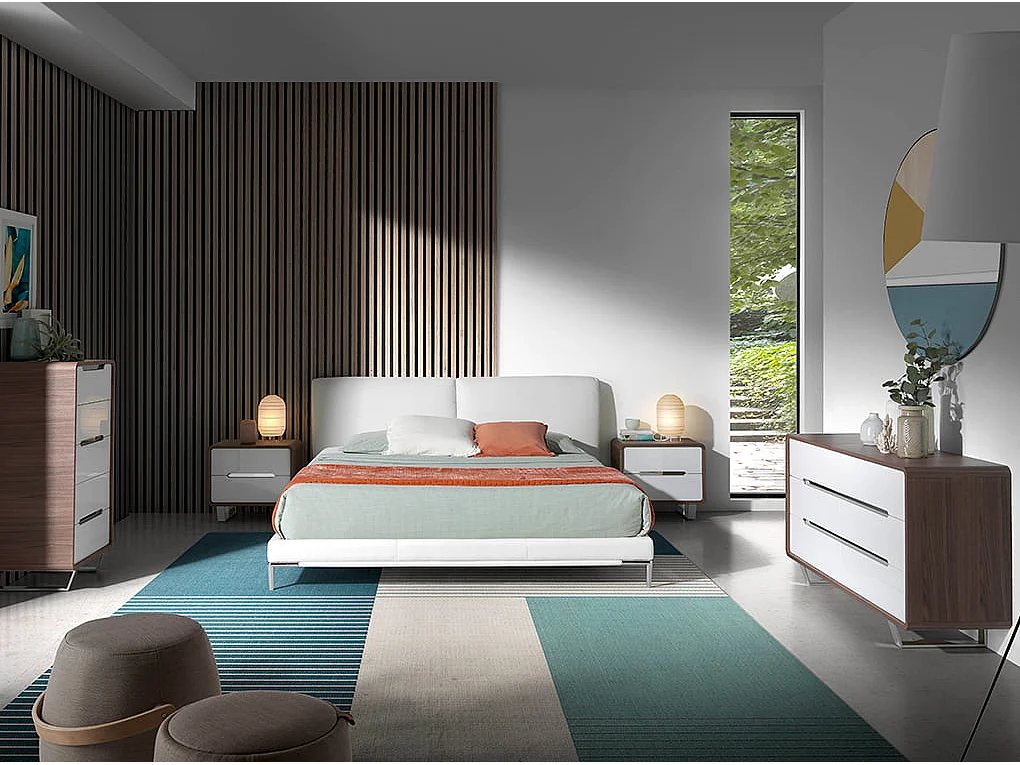 Komoda białe drewno, orzech i chromowana stal