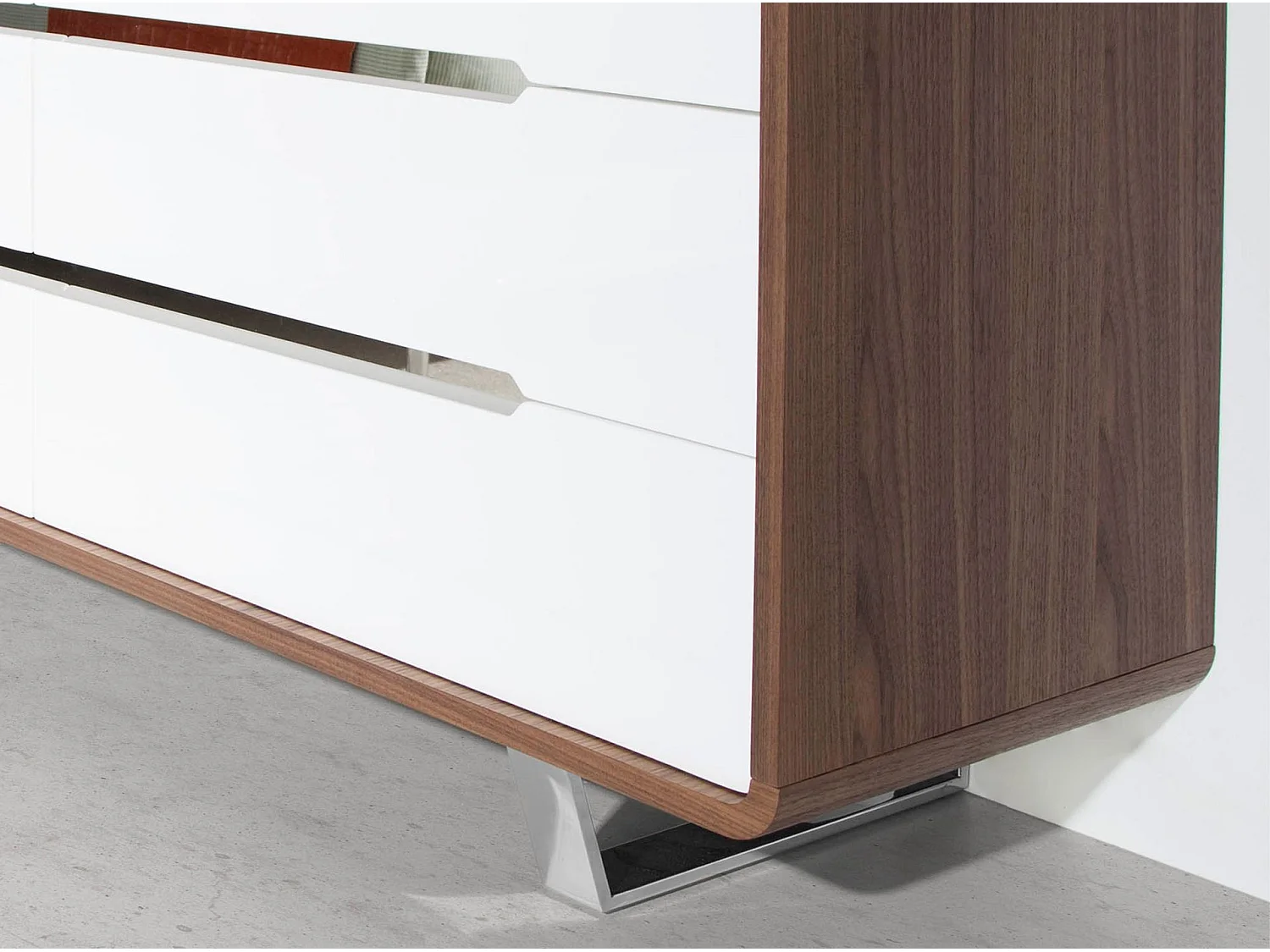 Commode en bois blanc, noyer et acier chromé 7106 ANGEL CERDA