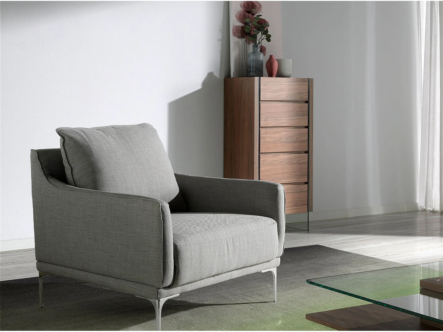 Chiffonier aus Nussbaumholz mit Glasplatte aus Marmorimitat 7039 ANGEL CERDA
