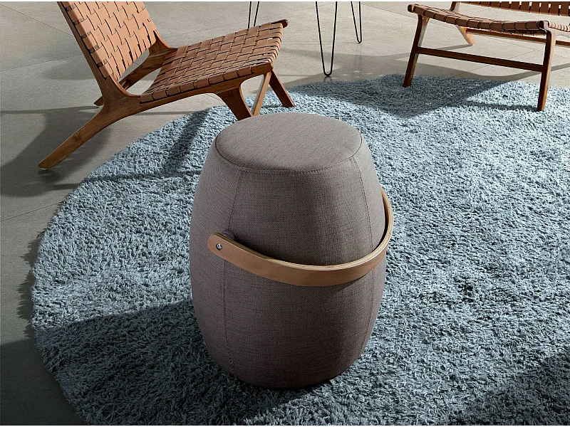 Puff bekleed in grijze stof 5074 ANGEL CERDA