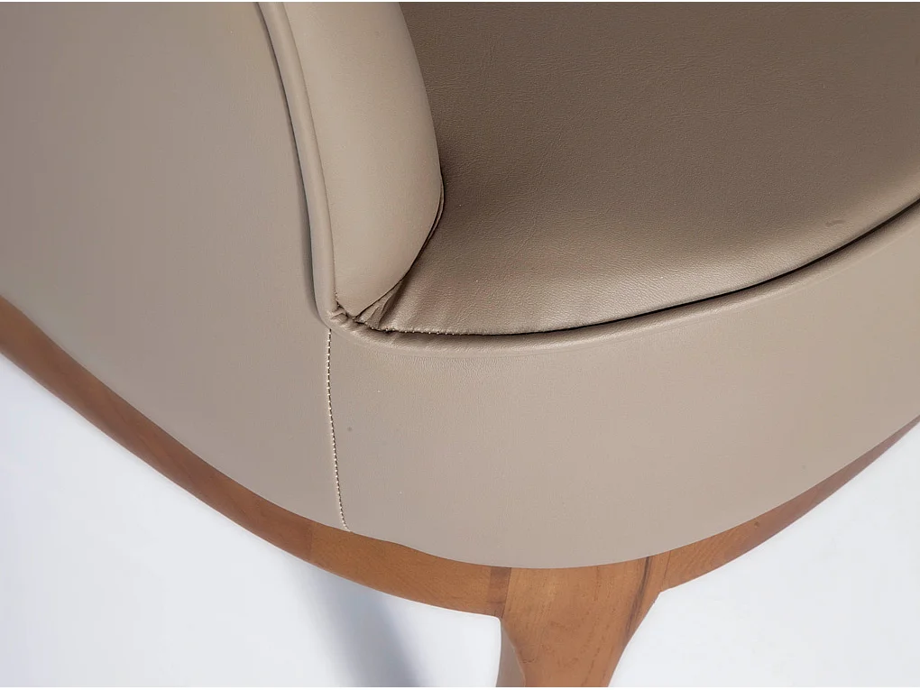 Fauteuil in taupegrijs leatherette 5043 ANGEL CERDA