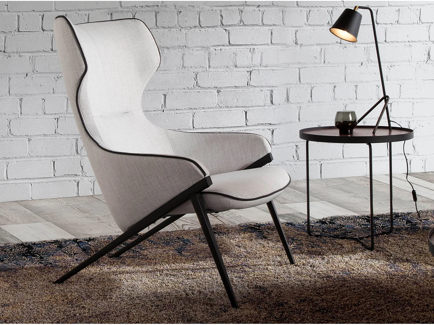 Fauteuil en tissu et pieds en acier noir 5009 ANGEL CERDA