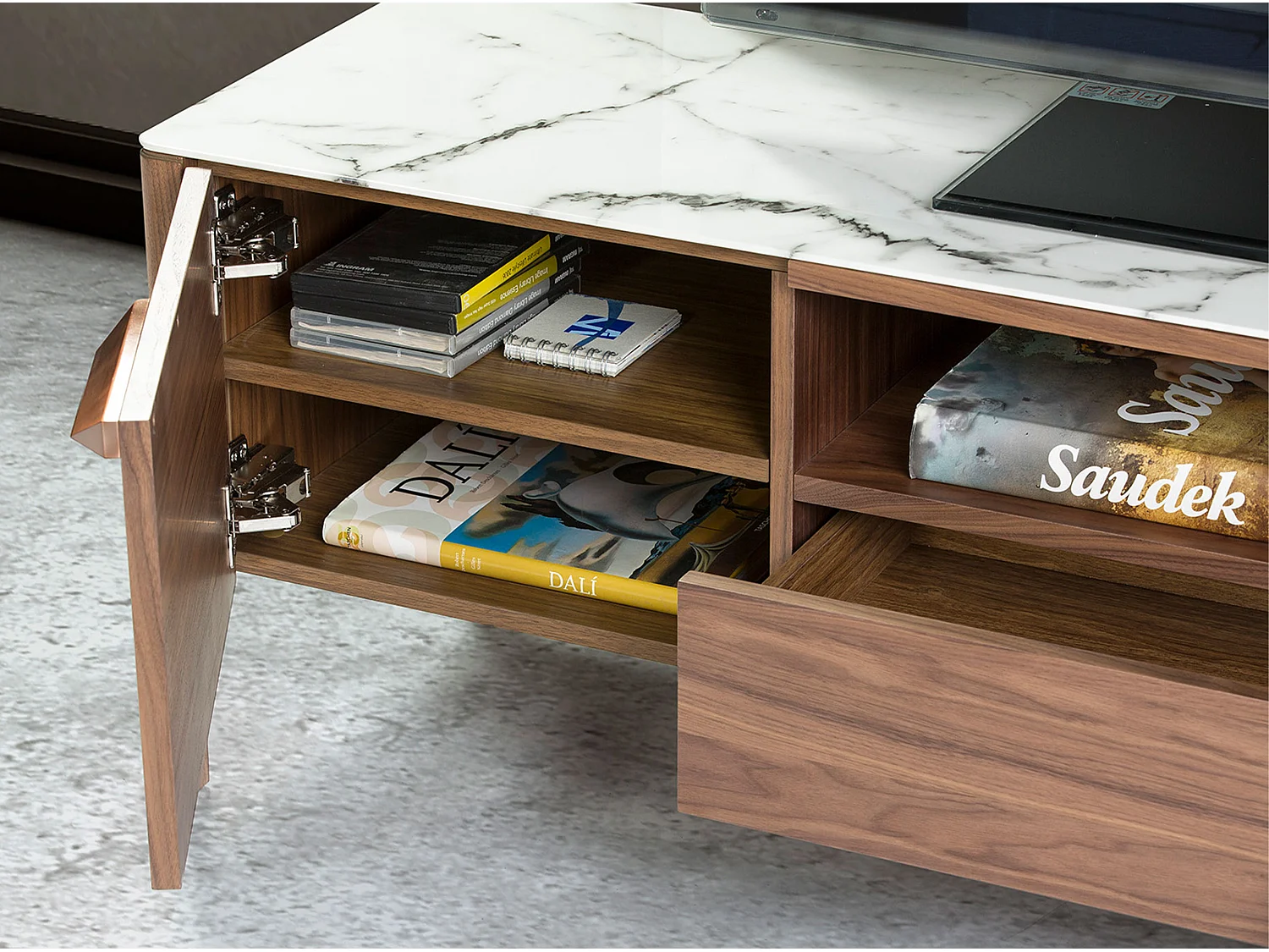 Stojak TV z orzecha włoskiego z blatem imitującym marmur 3078 ANGEL CERDA