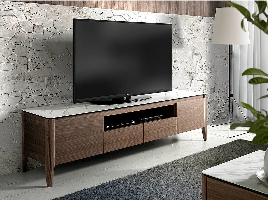 Unidade de TV com estrutura de madeira folheada a nogueira com portas  3083