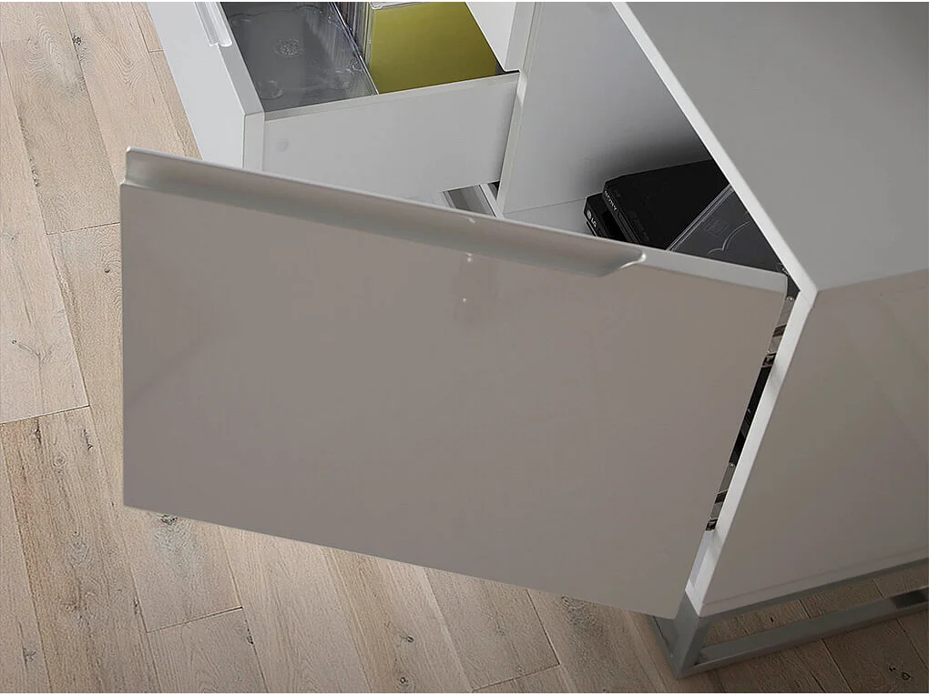 Meuble TV en bois blanc et acier chromé