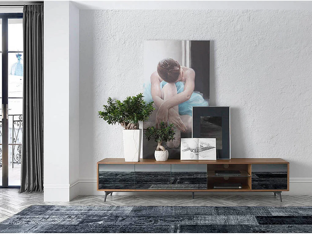 Suporte de TV com estrutura de madeira folheada a nogueira com quatro portas em vidro pintado 3048