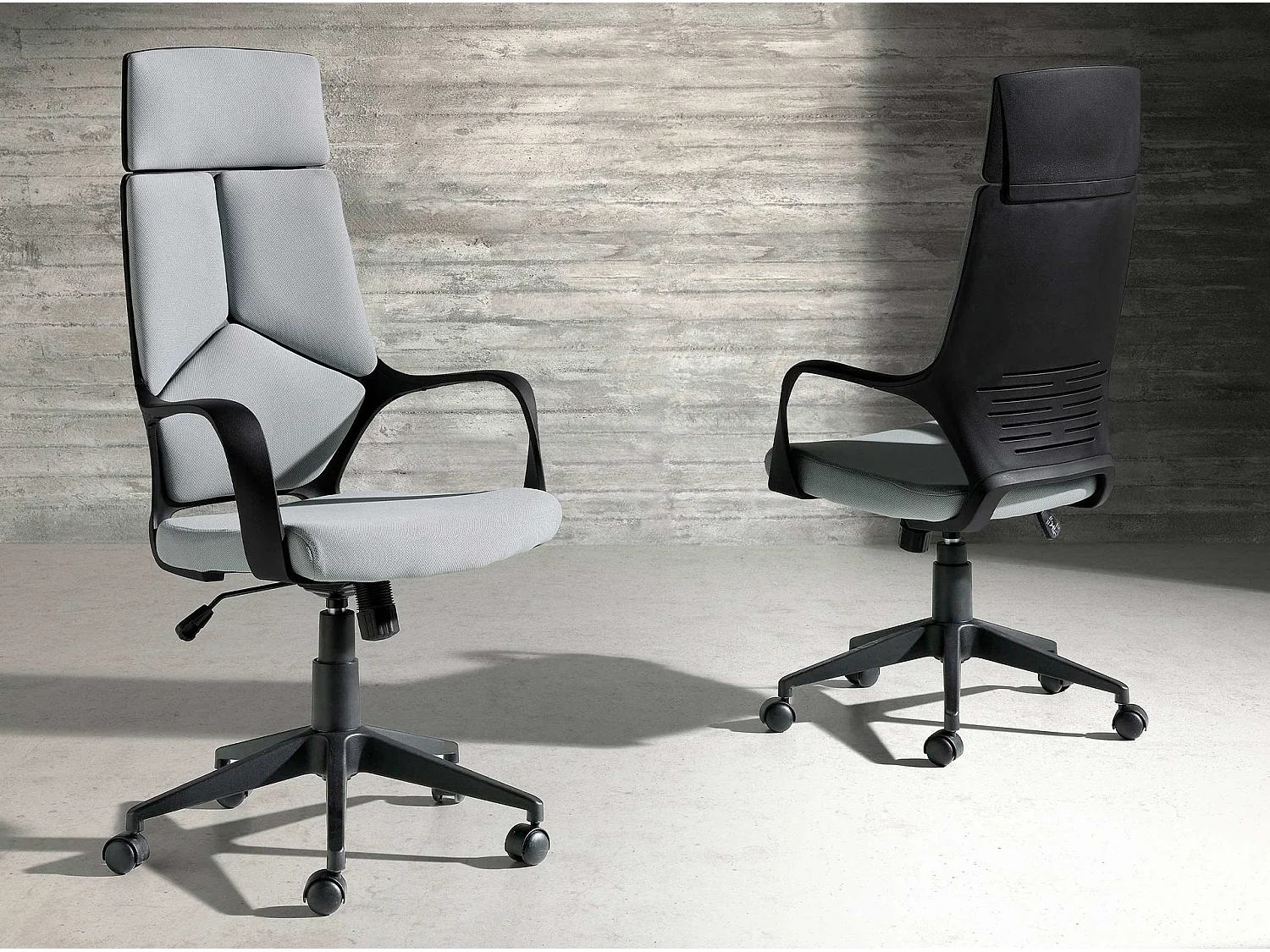 Chaise de bureau rembourrée en tissu gris avec accoudoirs 4076 ANGEL CERDA