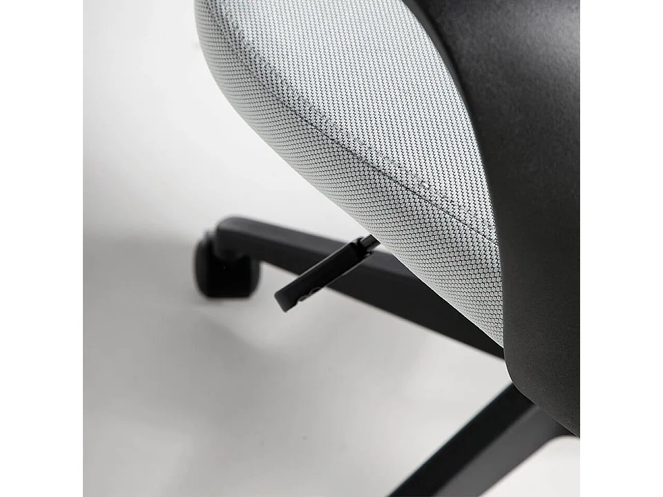 Chaise de bureau rembourrée en tissu gris avec accoudoirs 4076 ANGEL CERDA