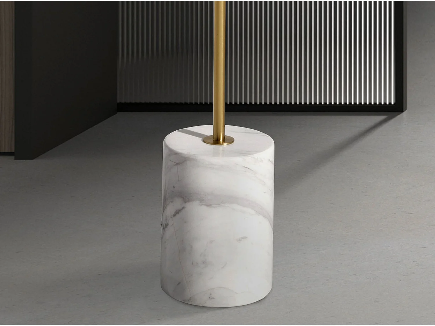 Lampadaire en marbre blanc, acier doré et verre blanc 8048 ANGEL CERDA