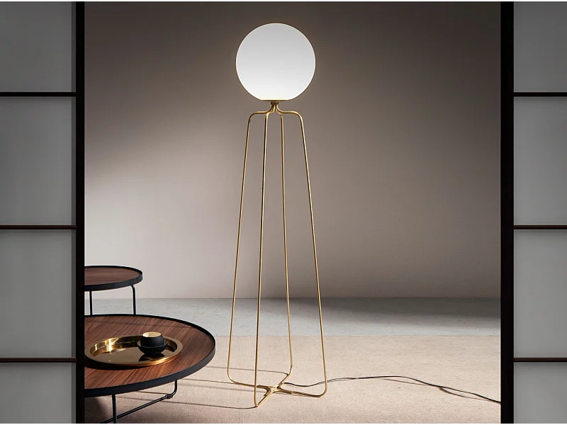 Lampadaire acier doré et verre blanc 8047 ANGEL CERDA