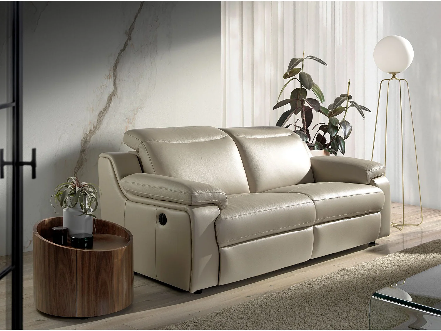 Lampada da terra in acciaio dorato e vetro bianco 8047 ANGEL CERDA