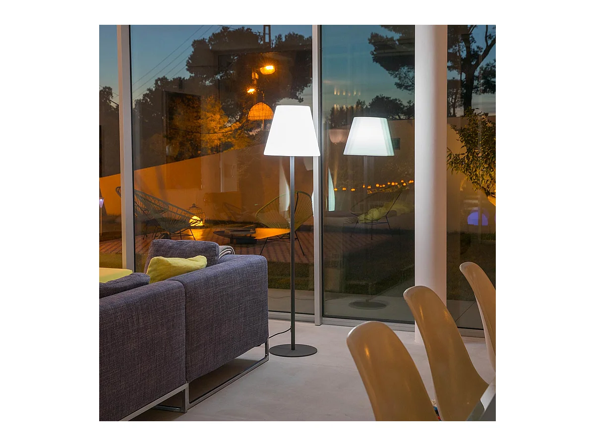 LED-STEHLAMPE kabelgebundene H150CM STANDY