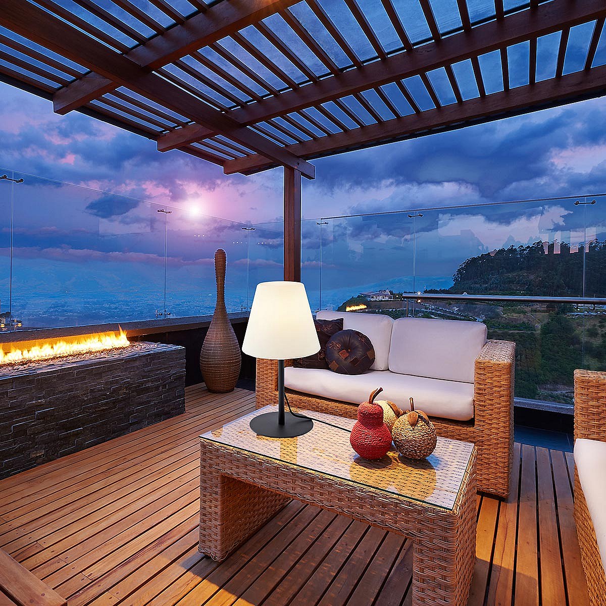 Lampadaire filaire pied métal pour extérieur éclairage puissant LED