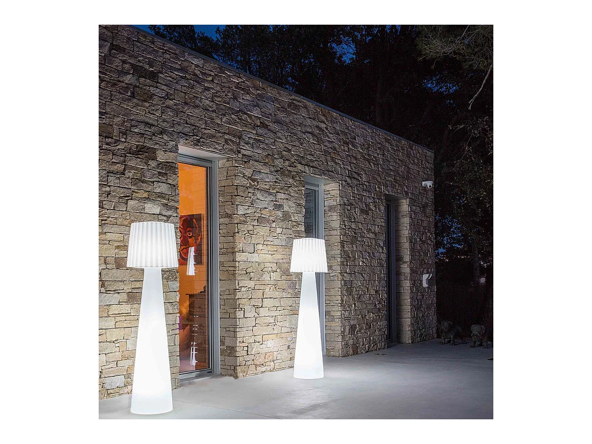 Lampadaire ext filaire LADY Blanc Polyéthylène H150CM